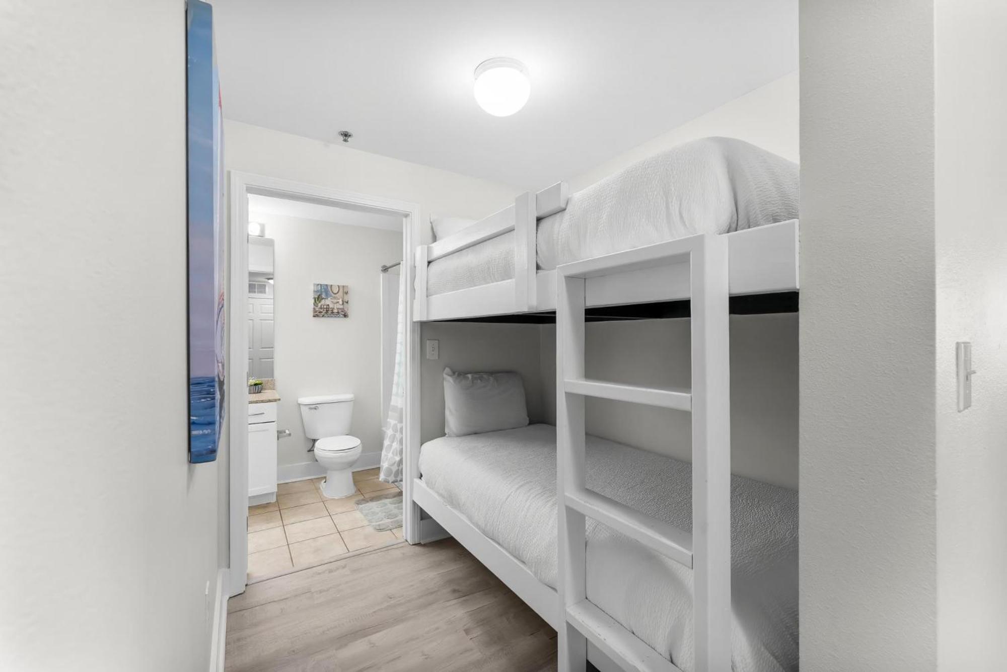 Laketown Wharf Resort By Panhandle Getaways Panama City Beach Bilik gambar